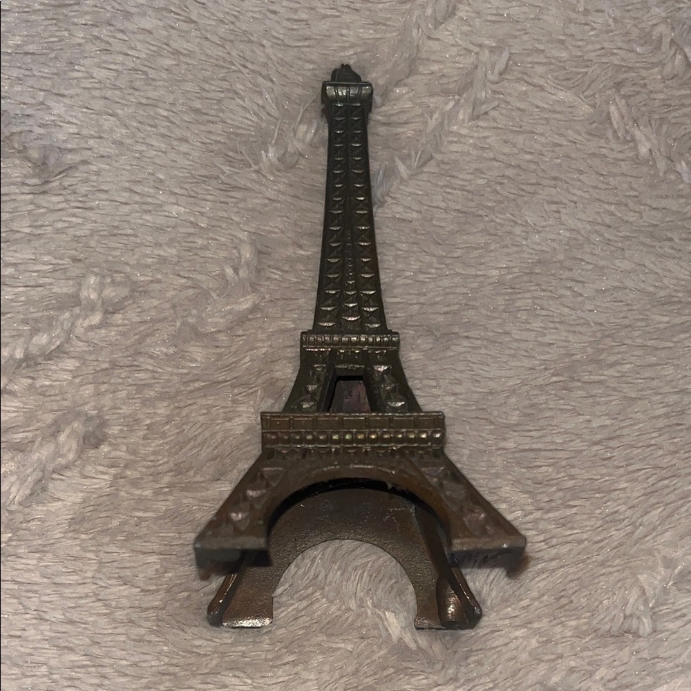 Eiffel Tower Metal Figurine - Bronze Tone